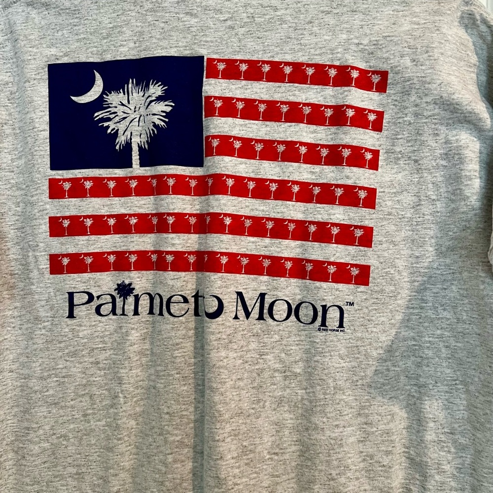Palmetto Moon Gray Short Sleeve Tee